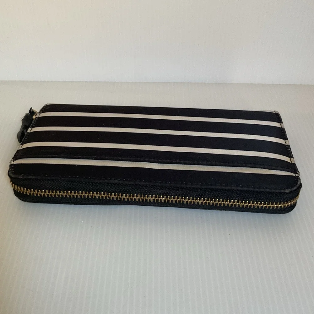 Kate Spade New York Black White Striped Zip Around Wallet Continental Purse